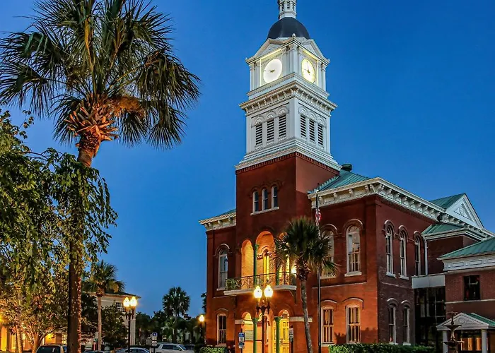 Beach hotel: Amelia Island Oceanfront Condo