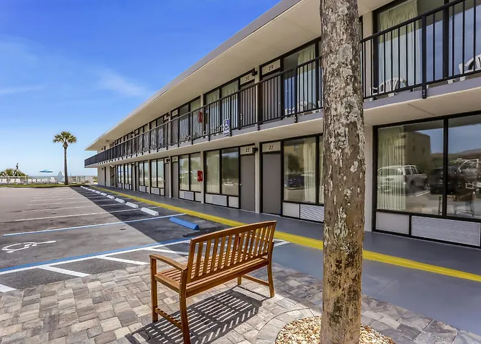 Cheap hotel: Beachside Motel - Amelia Island